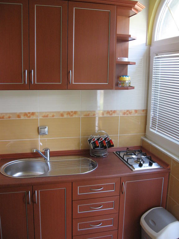 President Bungalows And Apartments Utjeha Room photo